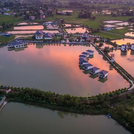 Lumbini Palace Resort Eksteriør billede